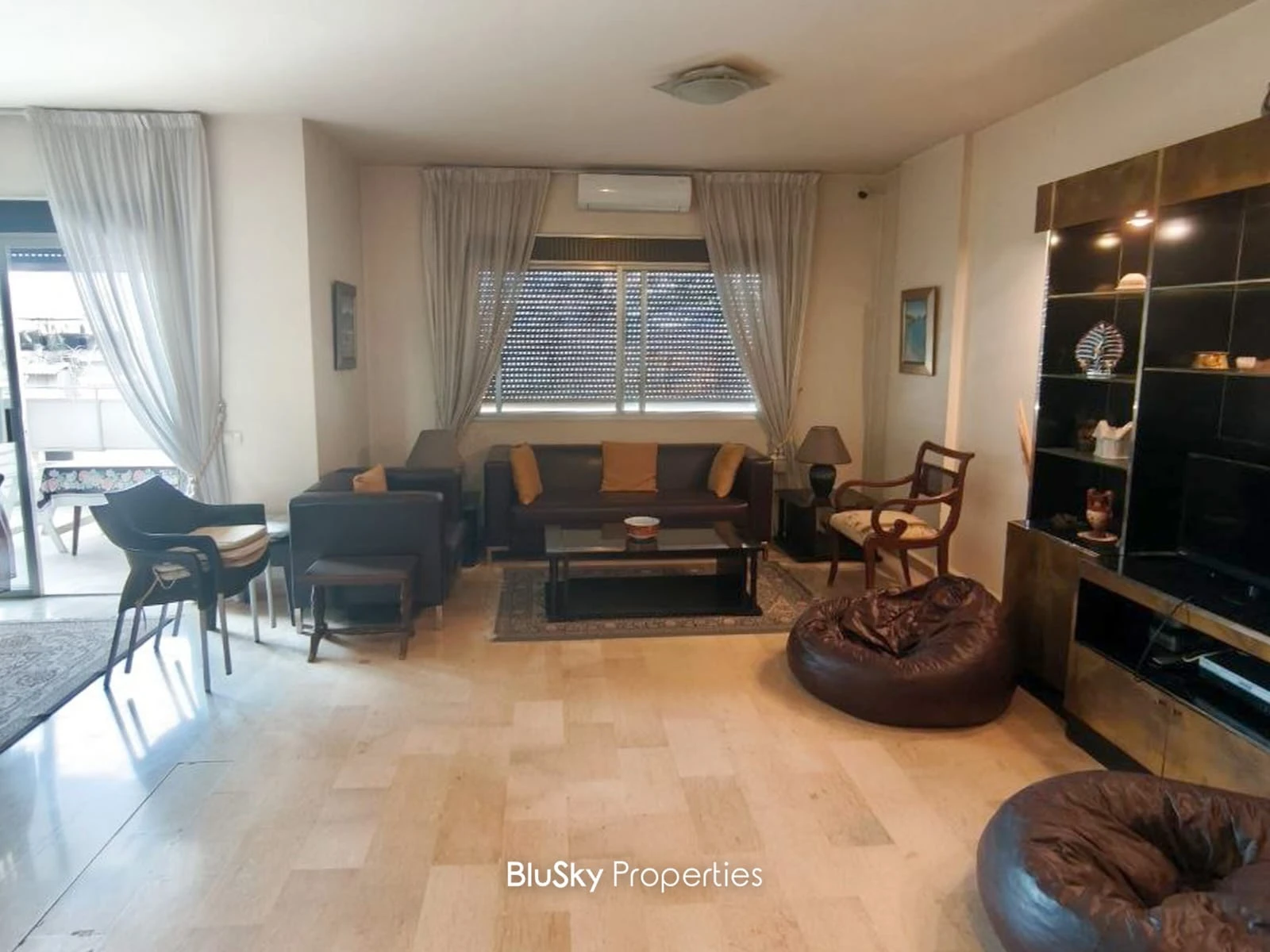 Apartment 150m² with Terrace for Rent in Naccache