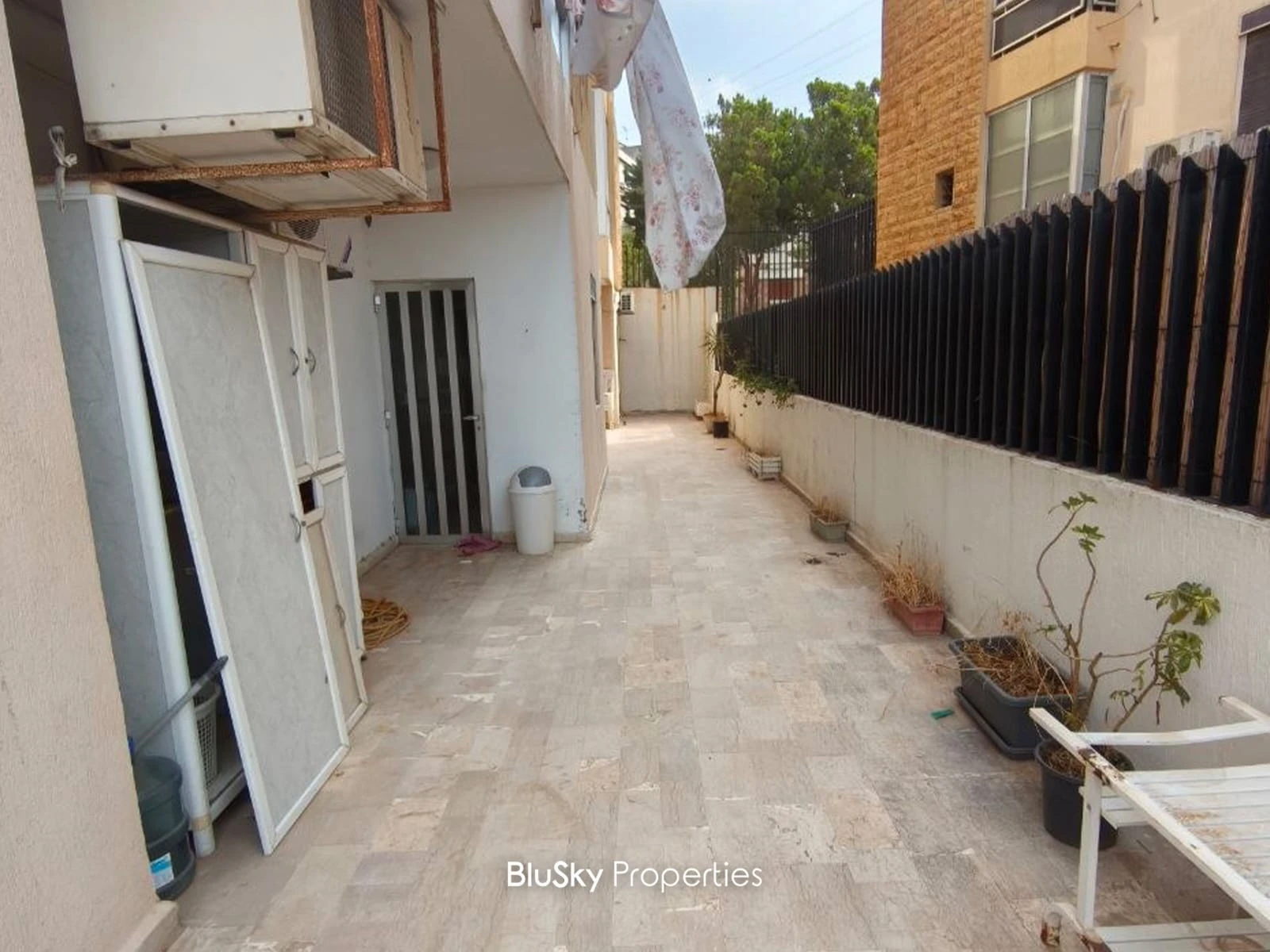 Apartment 150m² with Terrace for Rent in Naccache — الصورة 2