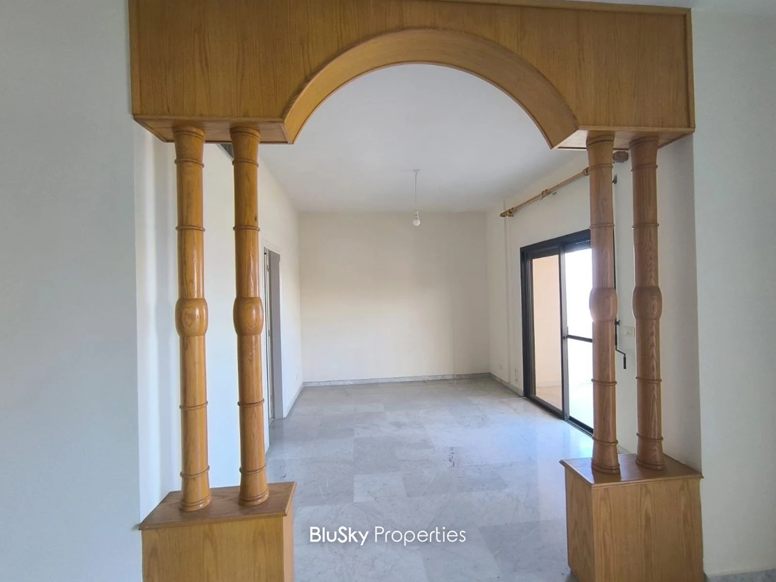 Apartment 160m² with Sea View for Rent in Naccache — الصورة 2