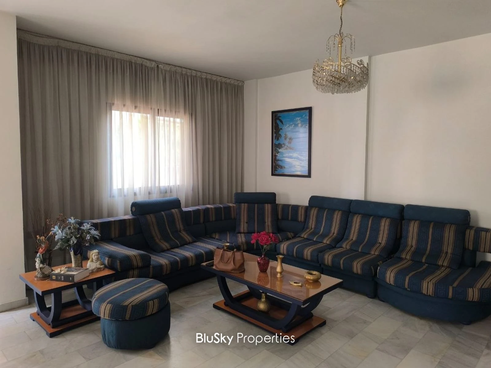 Apartment 173m² for Sale in Naccache