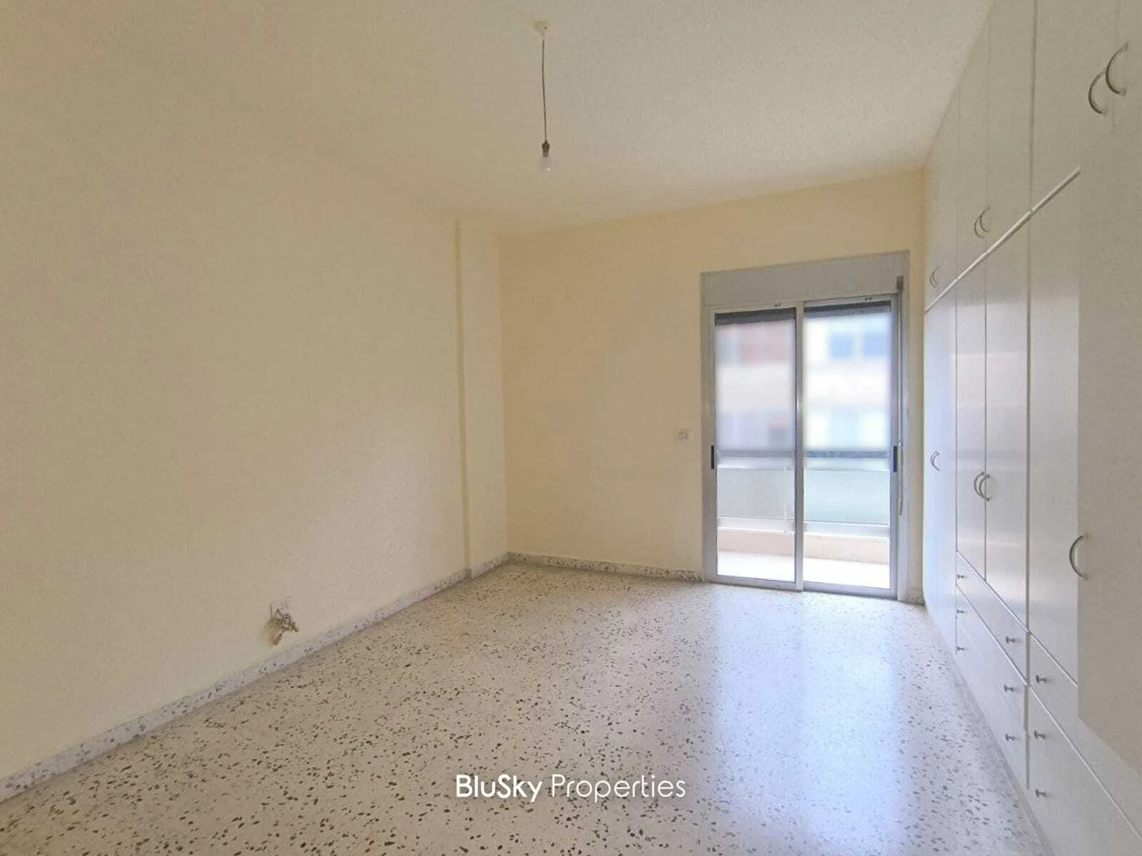 Apartment 200m² for Rent in Naccache — الصورة 5