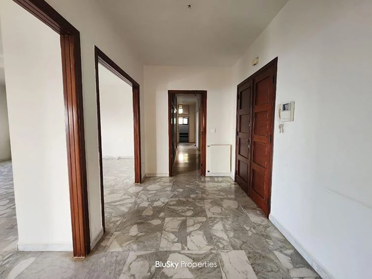 Apartment 340m² Sea View for Rent in Naccache — الصورة 3
