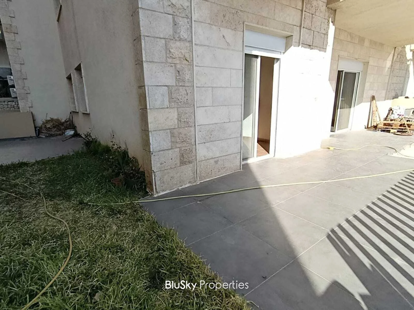 Apartment 115m² Terrace for Sale in Naher Ibrahim — photo 3