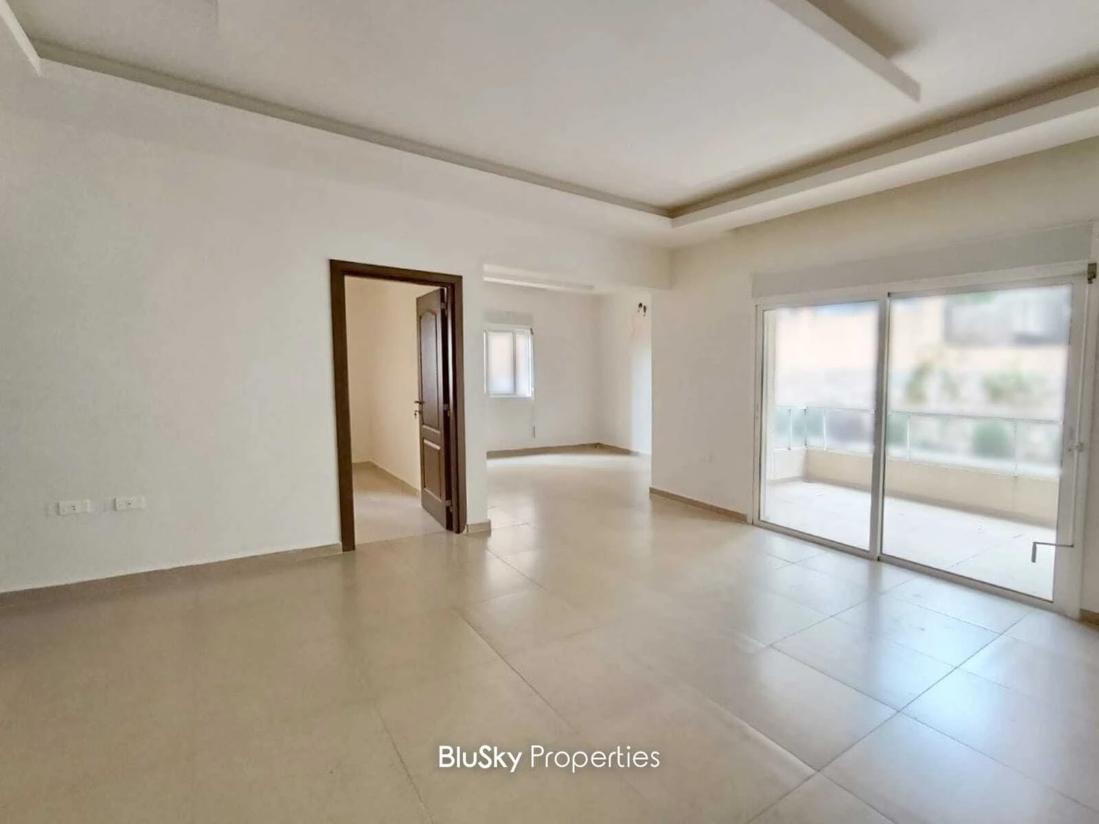 Apartment 135m² Garden for Sale in Naher Ibrahim