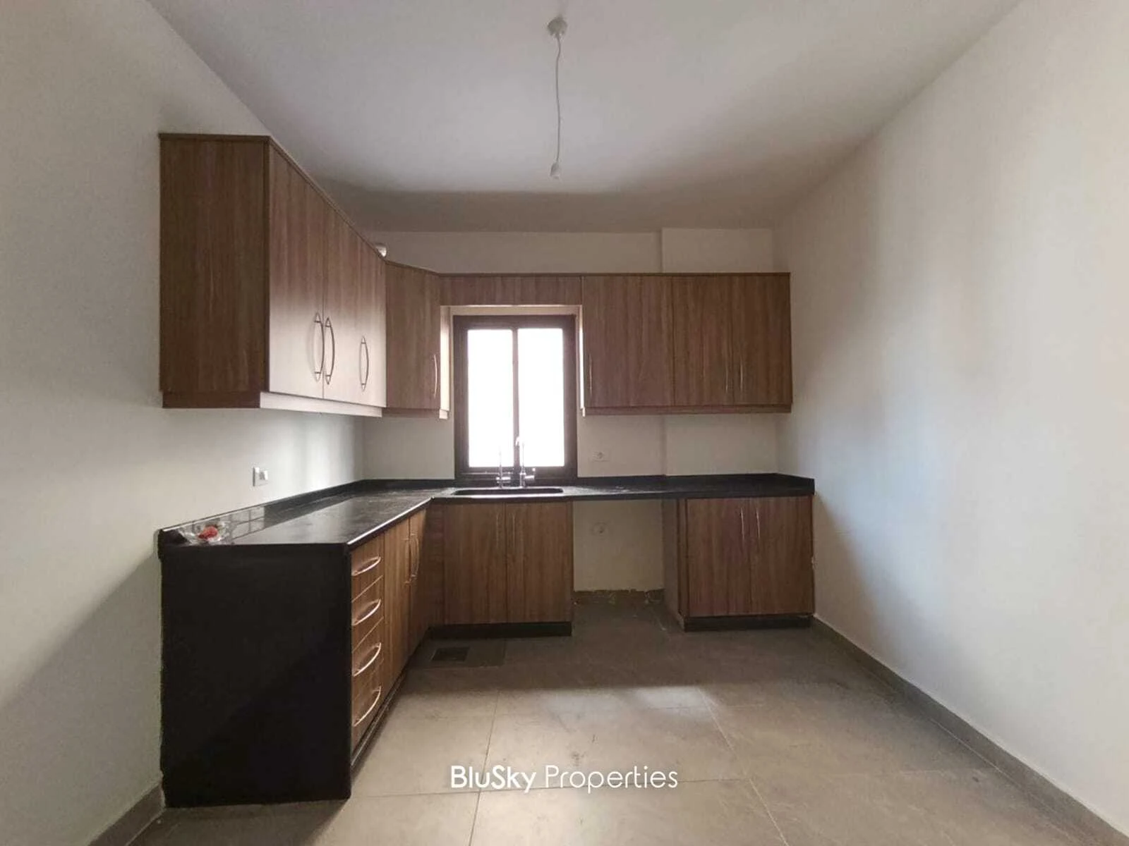 Apartment 155m² Terrace for Sale in Naher Ibrahim — photo 2