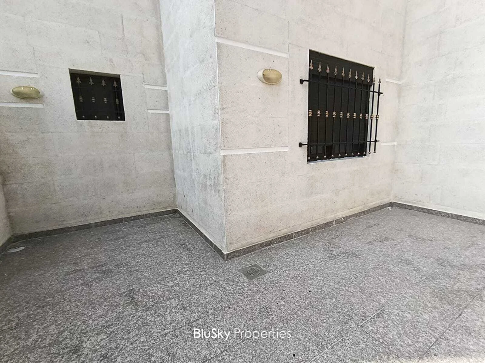 Apartment 155m² Terrace for Sale in Naher Ibrahim — photo 3