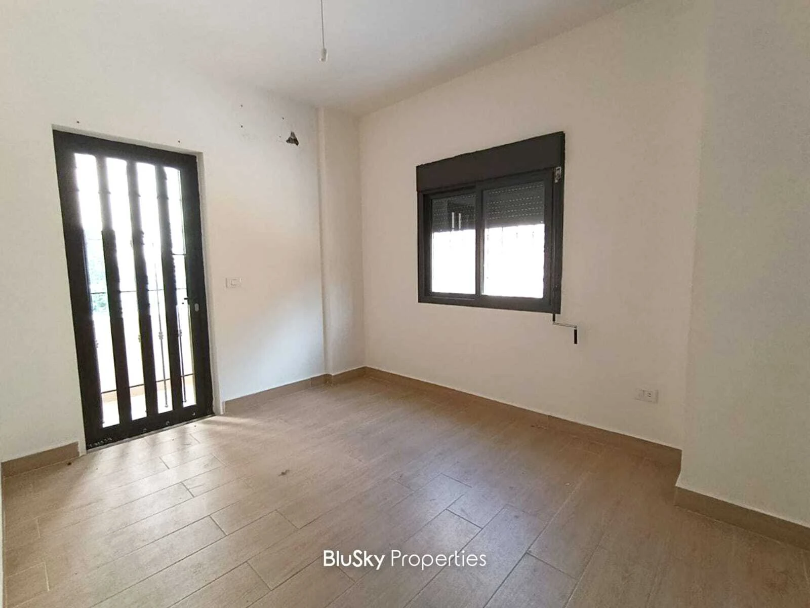Apartment 155m² Terrace for Sale in Naher Ibrahim — photo 4