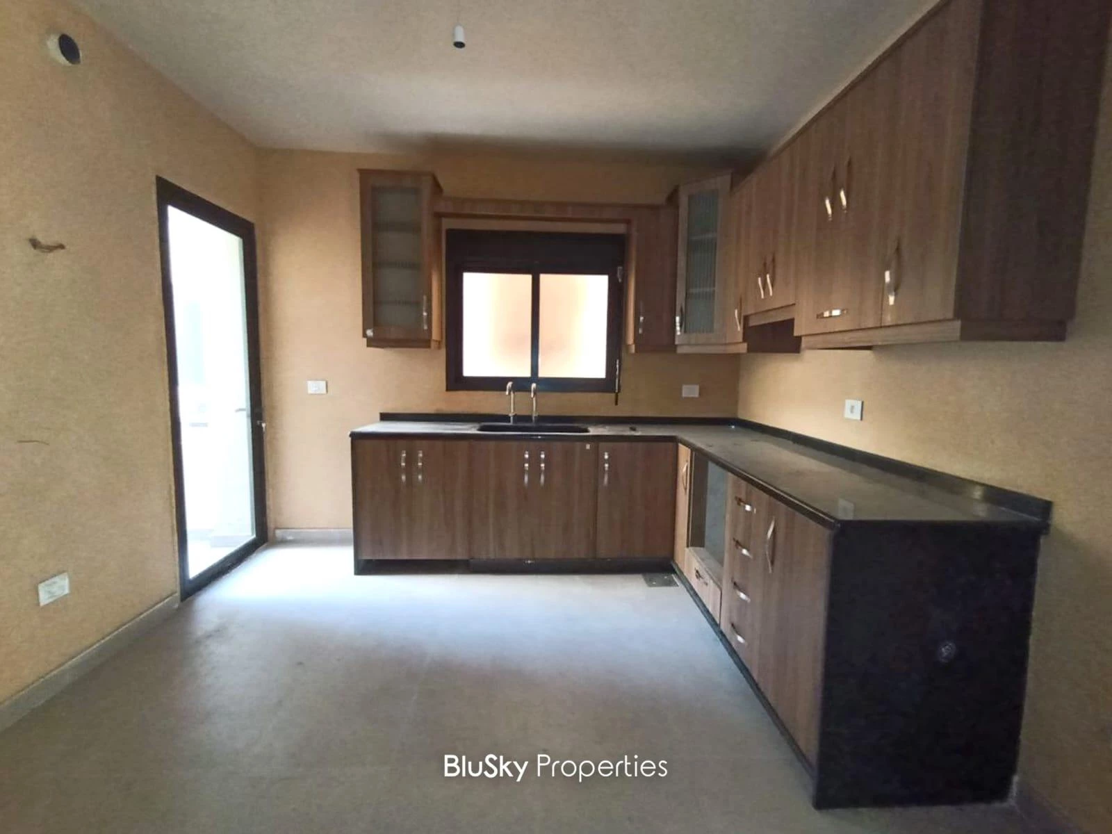 Apartment 162m² Sea View for Sale in Naher Ibrahim — photo 3