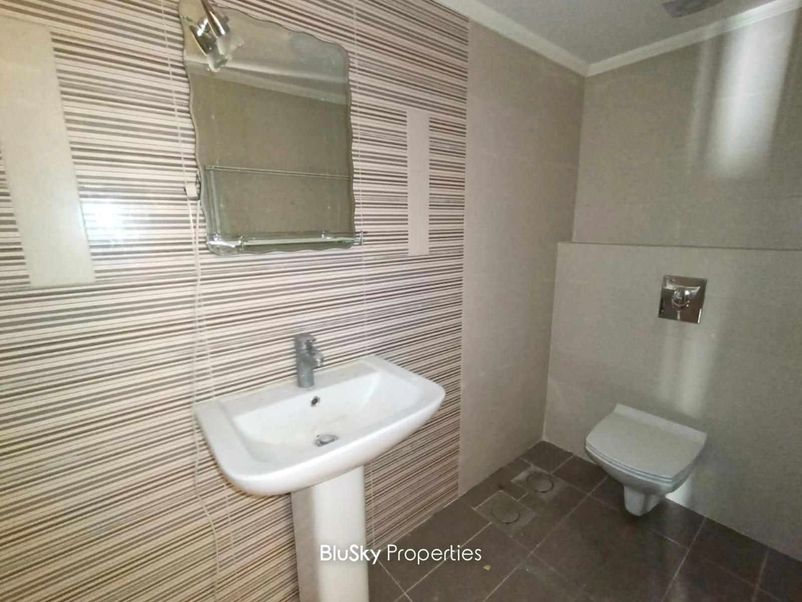 Apartment 162m² Sea View for Sale in Naher Ibrahim — photo 5