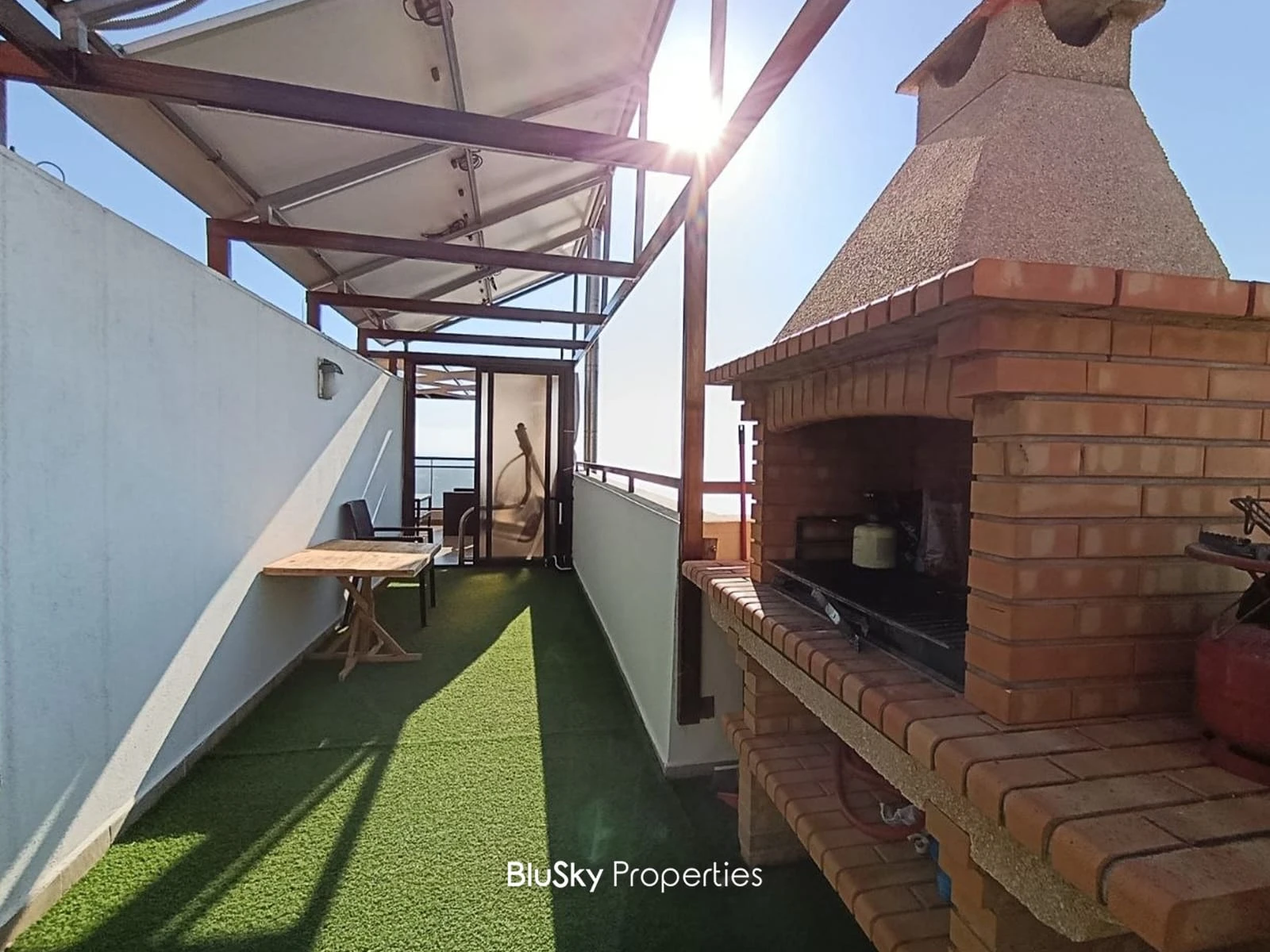 Duplex 384m² with Sea View for Sale in Naher Ibrahim — photo 2
