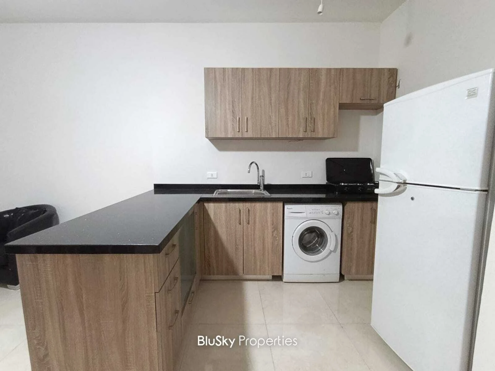 Apartment 80m² for Rent in Naher Ibrahim — الصورة 2