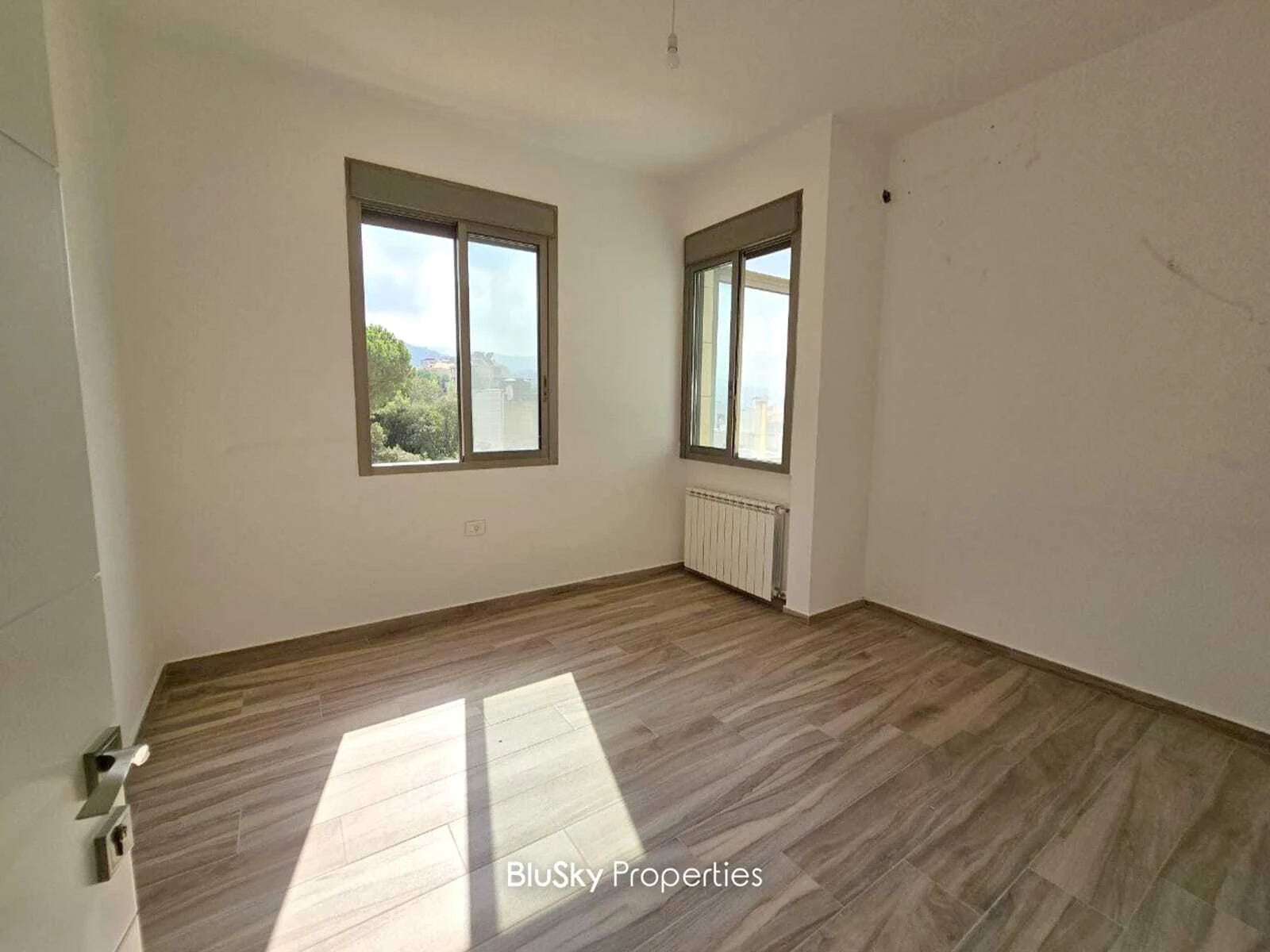 Apartment 90m² Sea View for Sale in Naher Ibrahim — photo 2