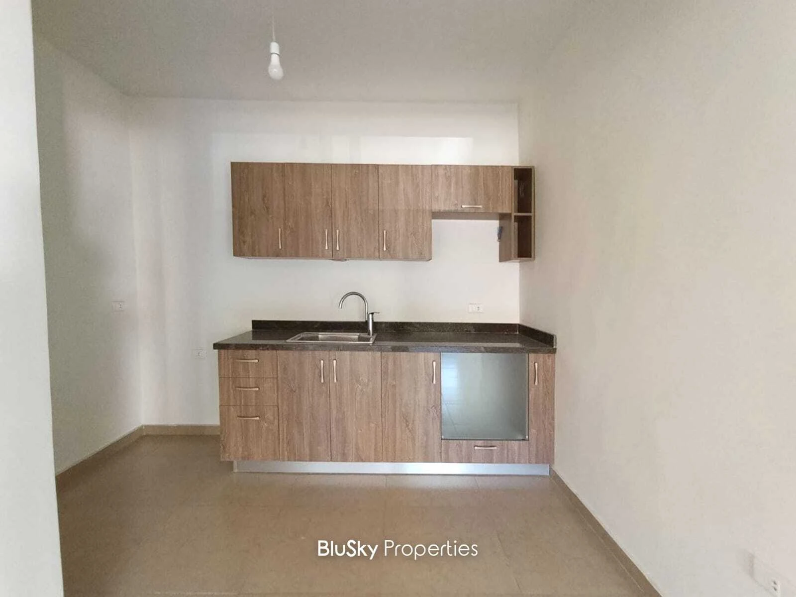 Apartment 90m² Sea View for Sale in Naher Ibrahim — photo 3