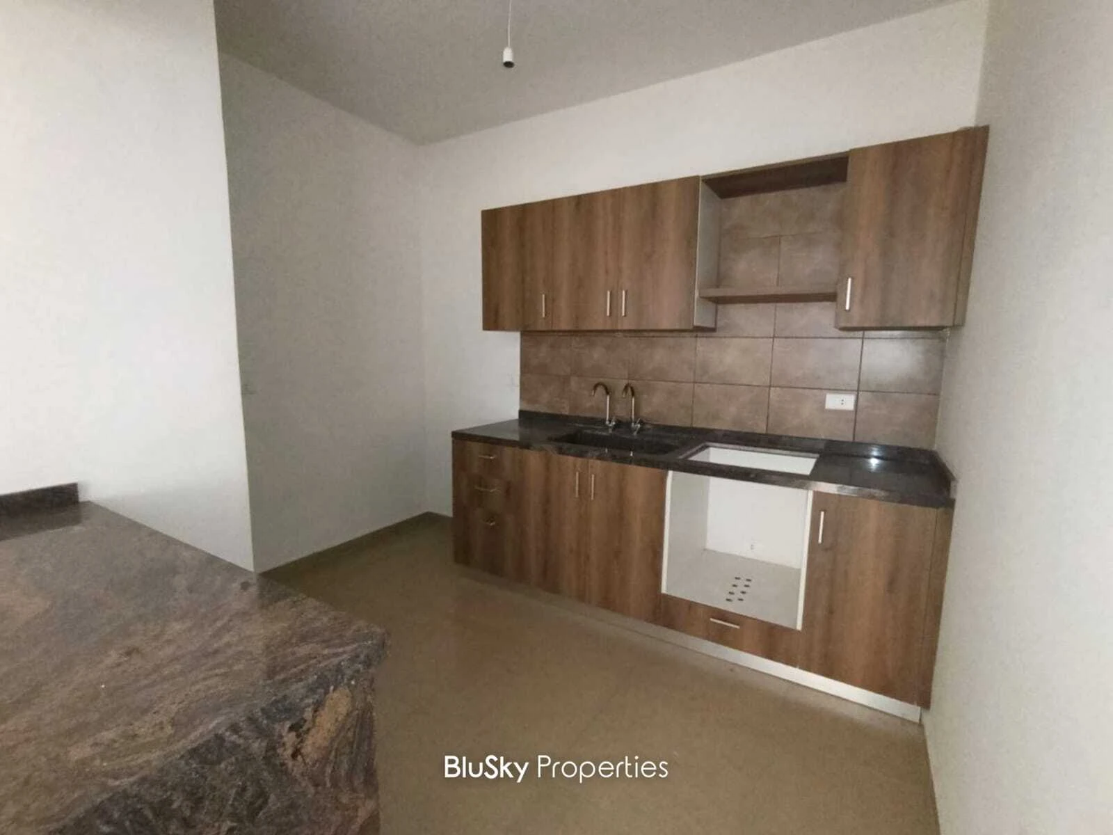 Apartment 90m² Terrace for Sale in Naher Ibrahim — photo 2