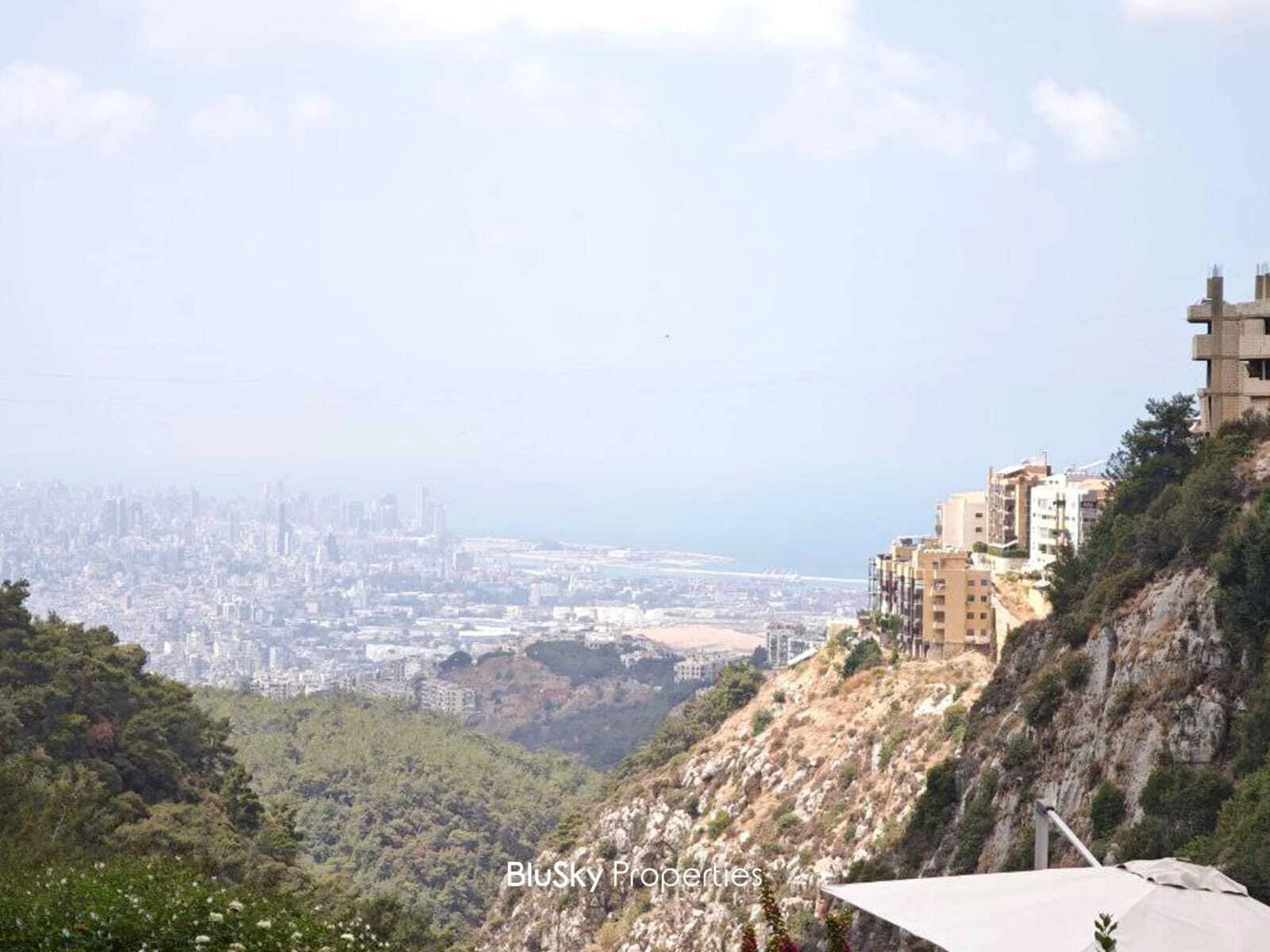 Apartment 160m² for Rent in Qonnabet Broumana — الصورة 2