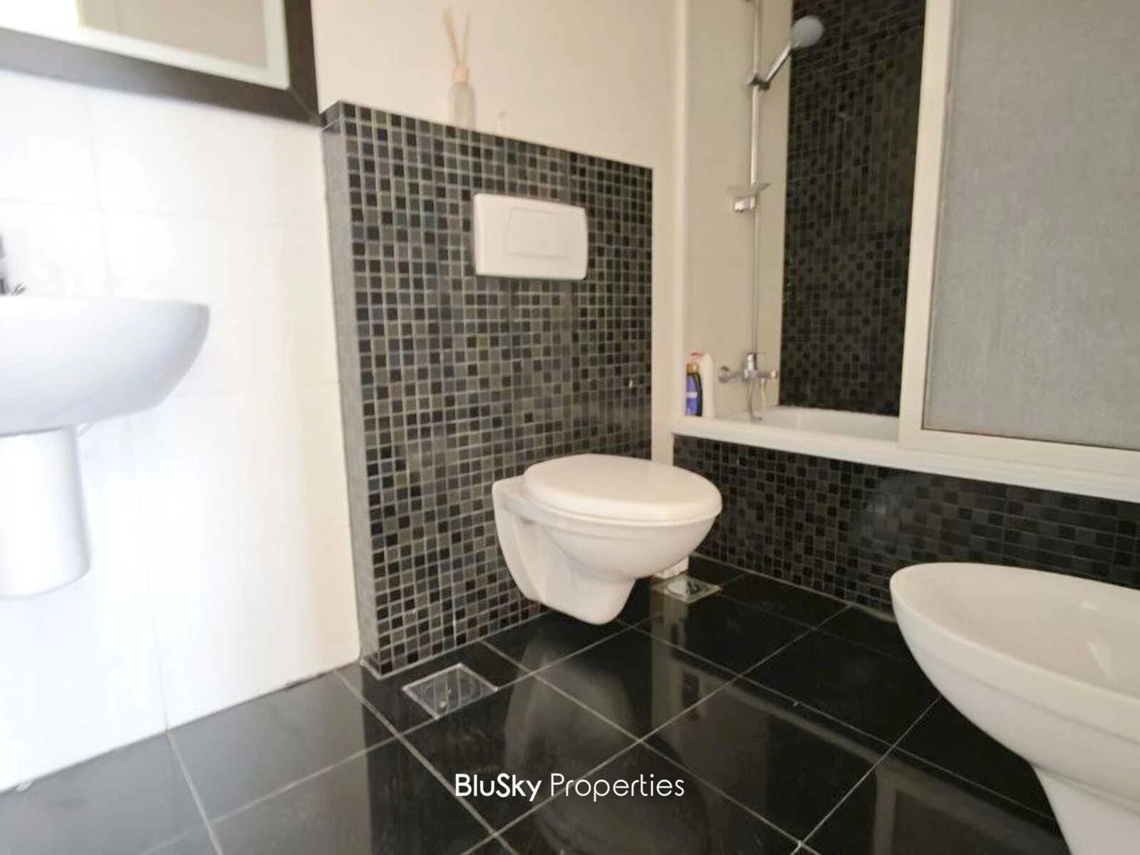 Apartment 160m² for Rent in Ouyoun Broumana — الصورة 4