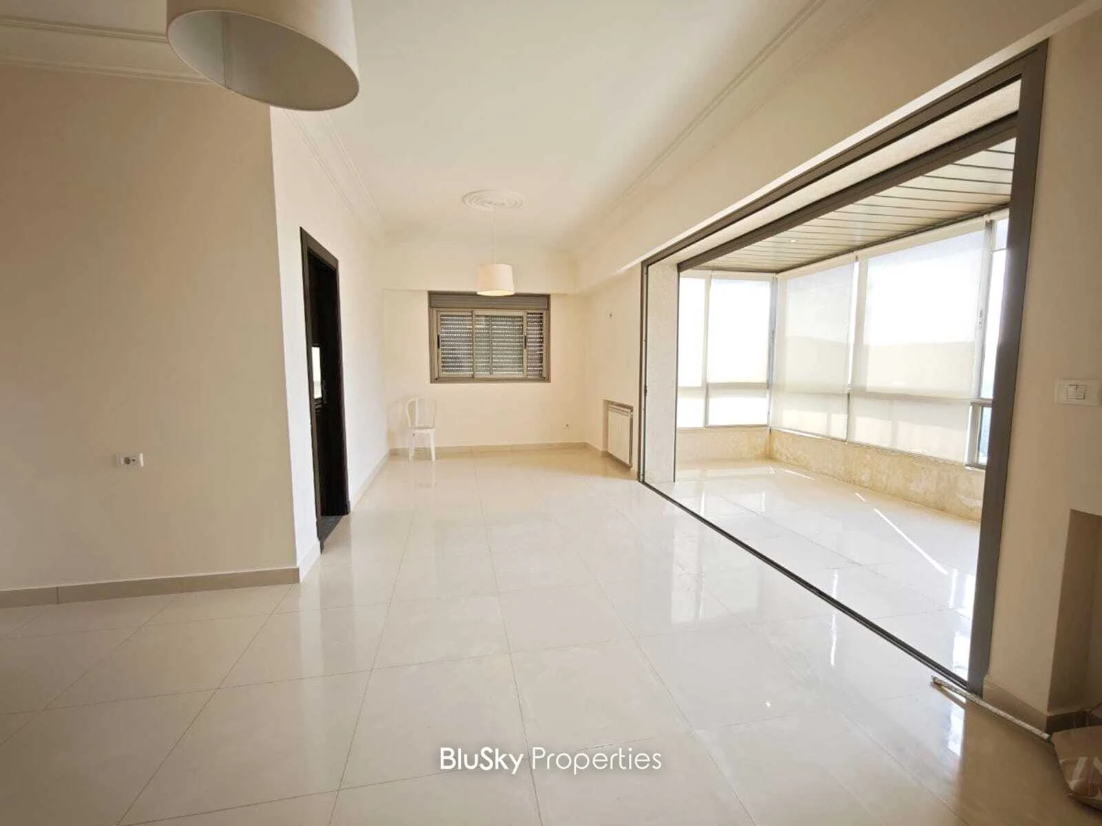 Apartment 170m² for Rent in Ouyoun Broumana — photo 1