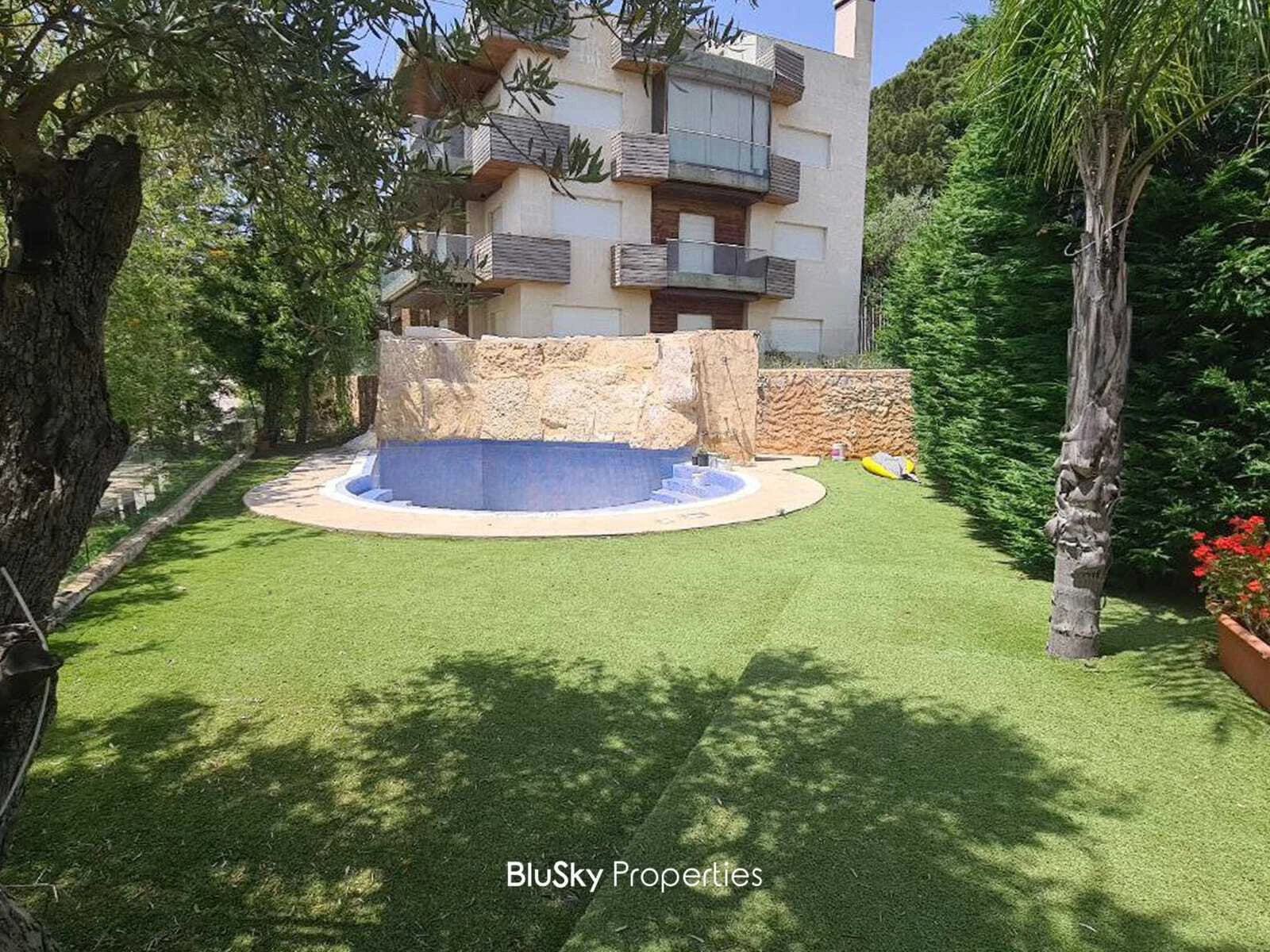 Apartment 250m² Garden for Rent in Ouyoun Broumana — الصورة 3