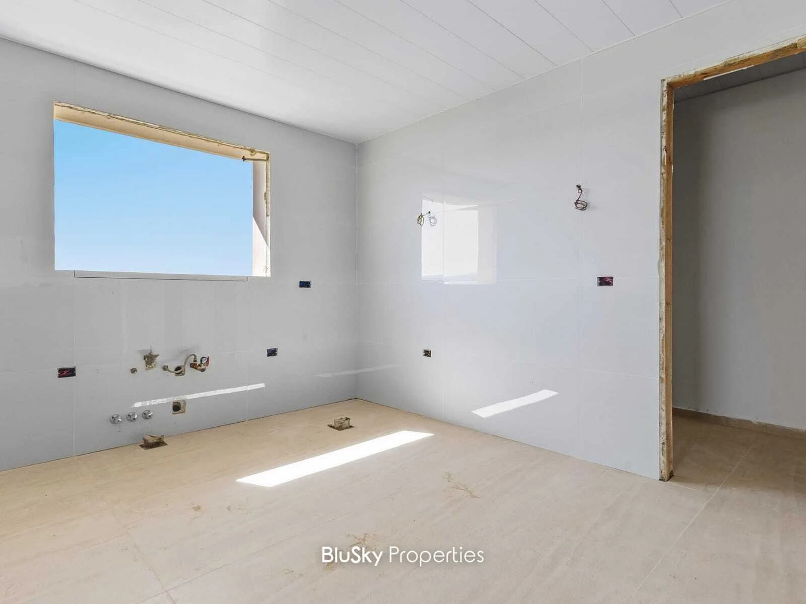 Apartment 275m² Mountain View for Sale in Ouyoun Broumana — الصورة 5