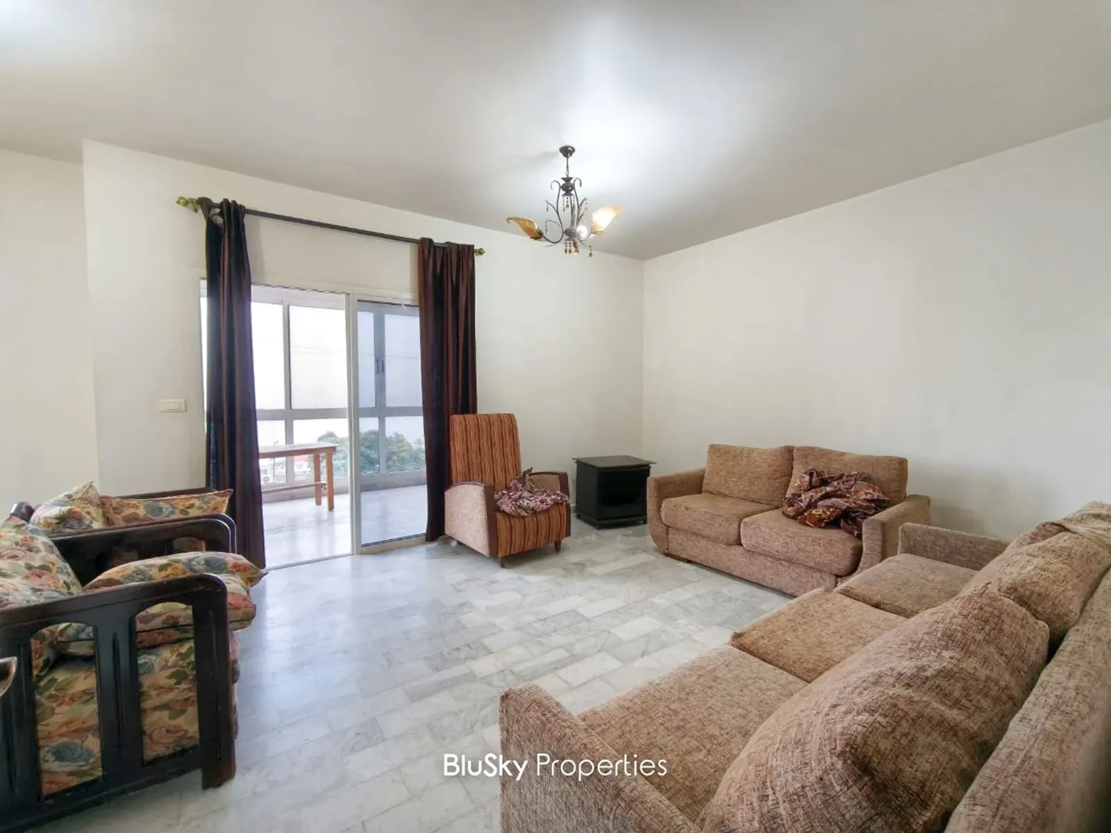 Apartment 125m² with Terrace for Sale or Rent in Okaibe