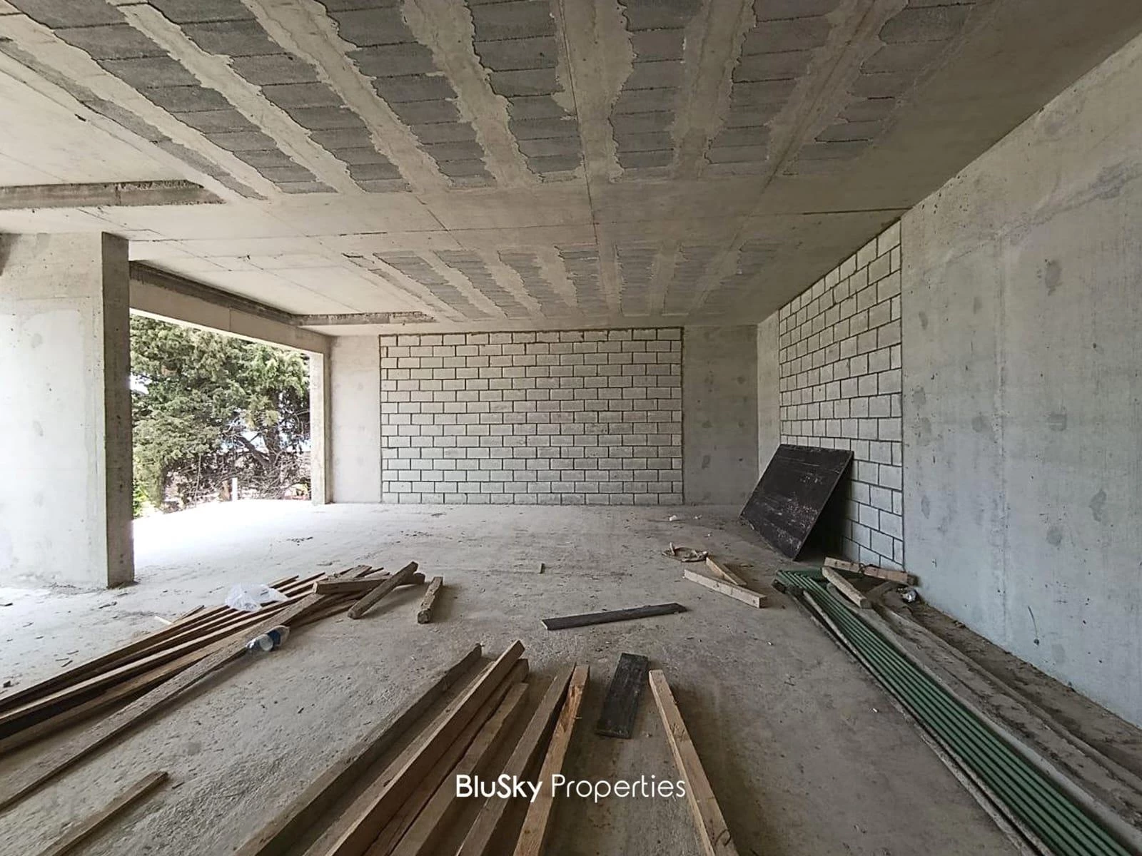 Office 90m² for Rent in Oqaibe — الصورة 1