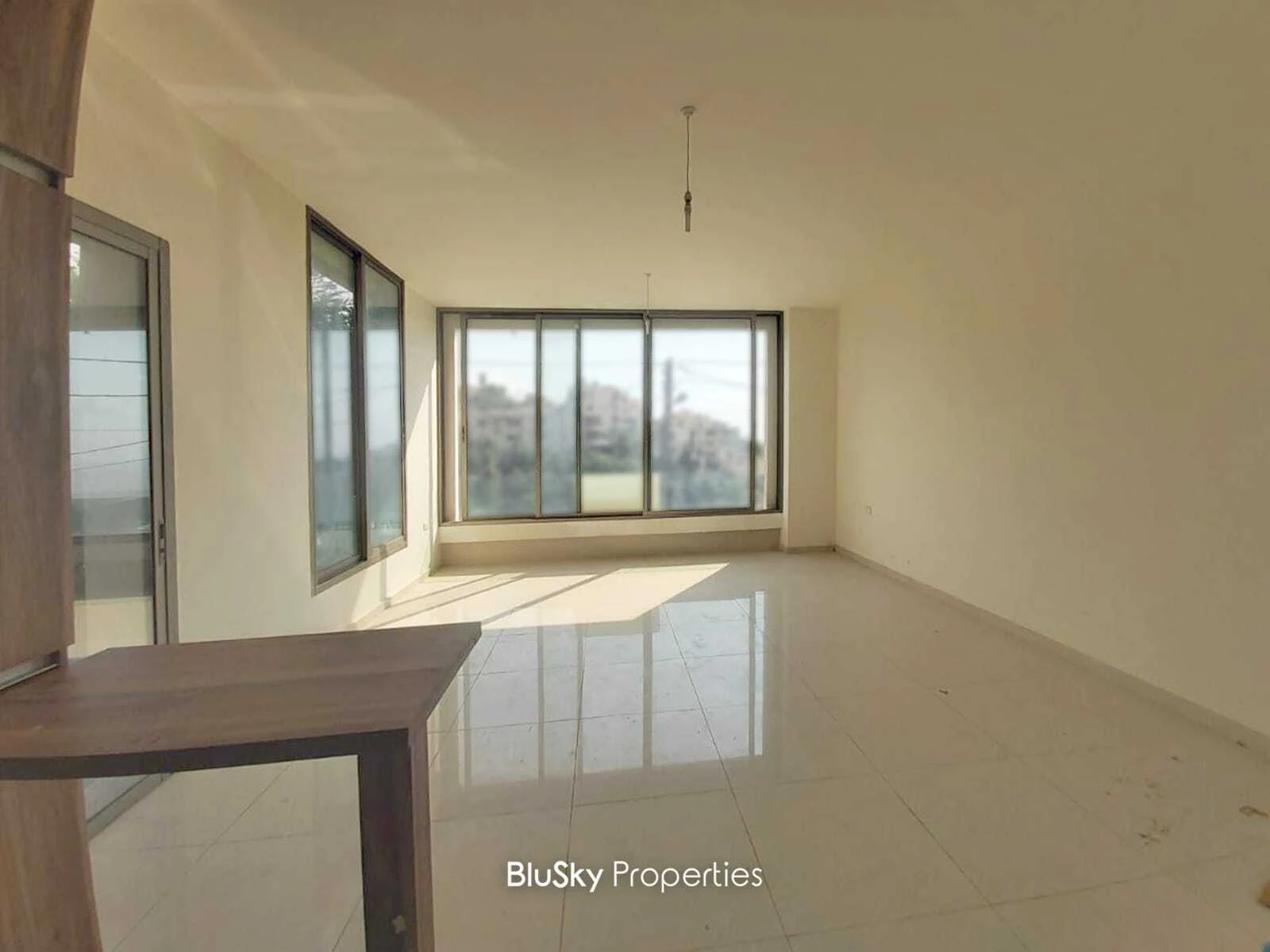 Apartment 95m² Terrace for Sale in Okaibe