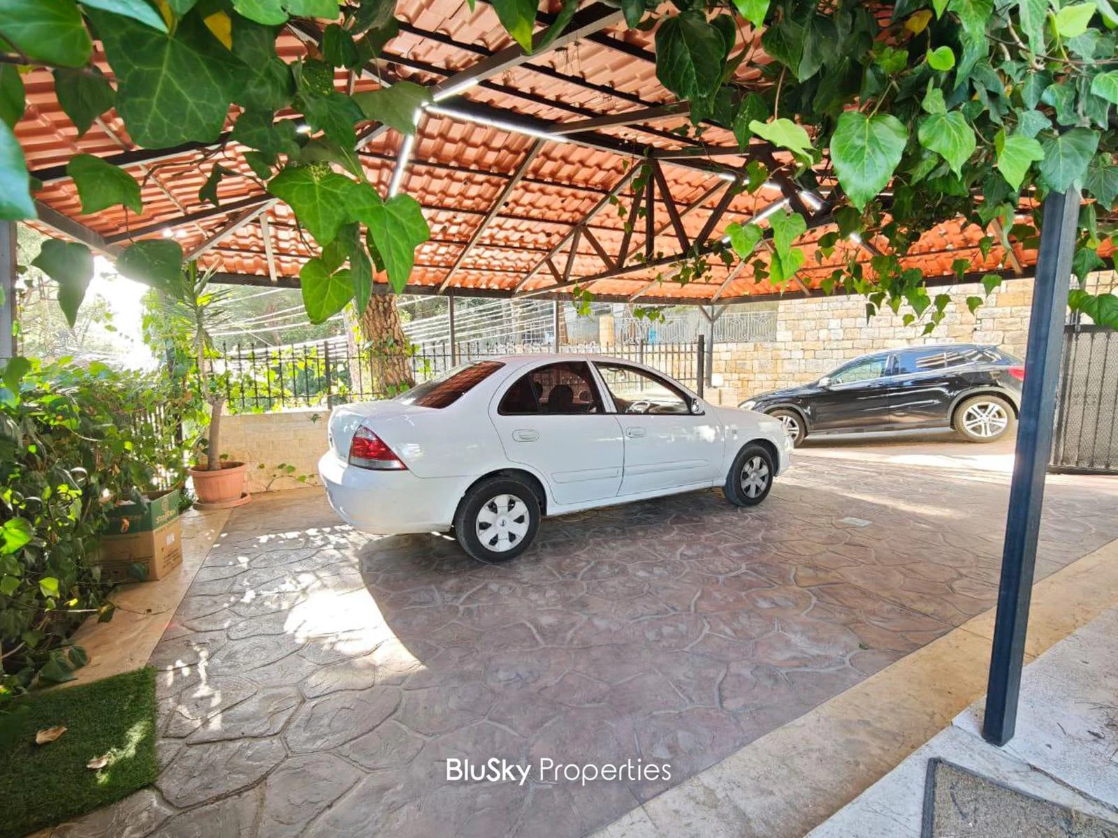 Apartment 220m² Garden for Rent in Ouyoun — الصورة 3