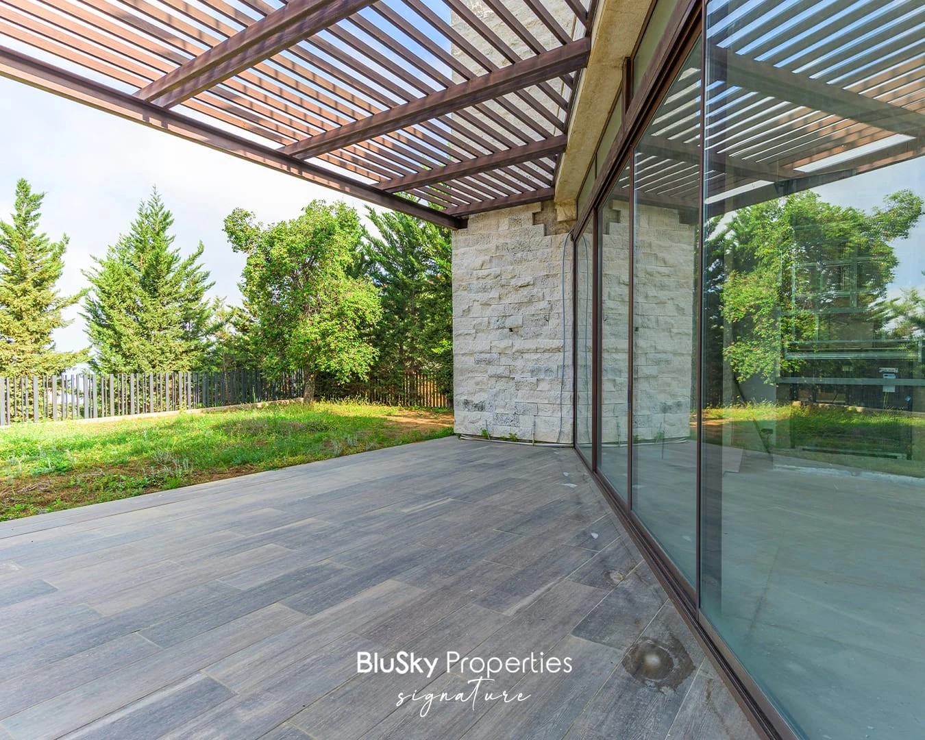 Villa 1,200m² with Garden for Sale in Qonnabet Broumana — الصورة 4