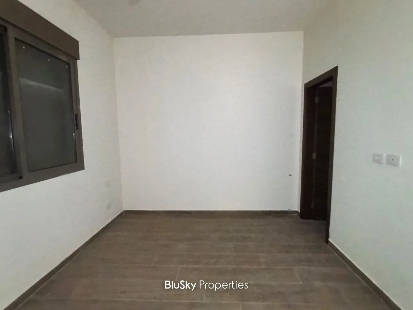 Apartment 120m² with Balcony for Sale in Qonnabet Broumana — photo 4
