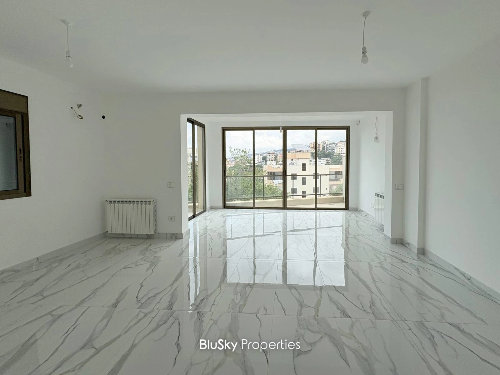 Apartment 130m² with Terrace for Sale in Qonnabet Broumana — photo 2