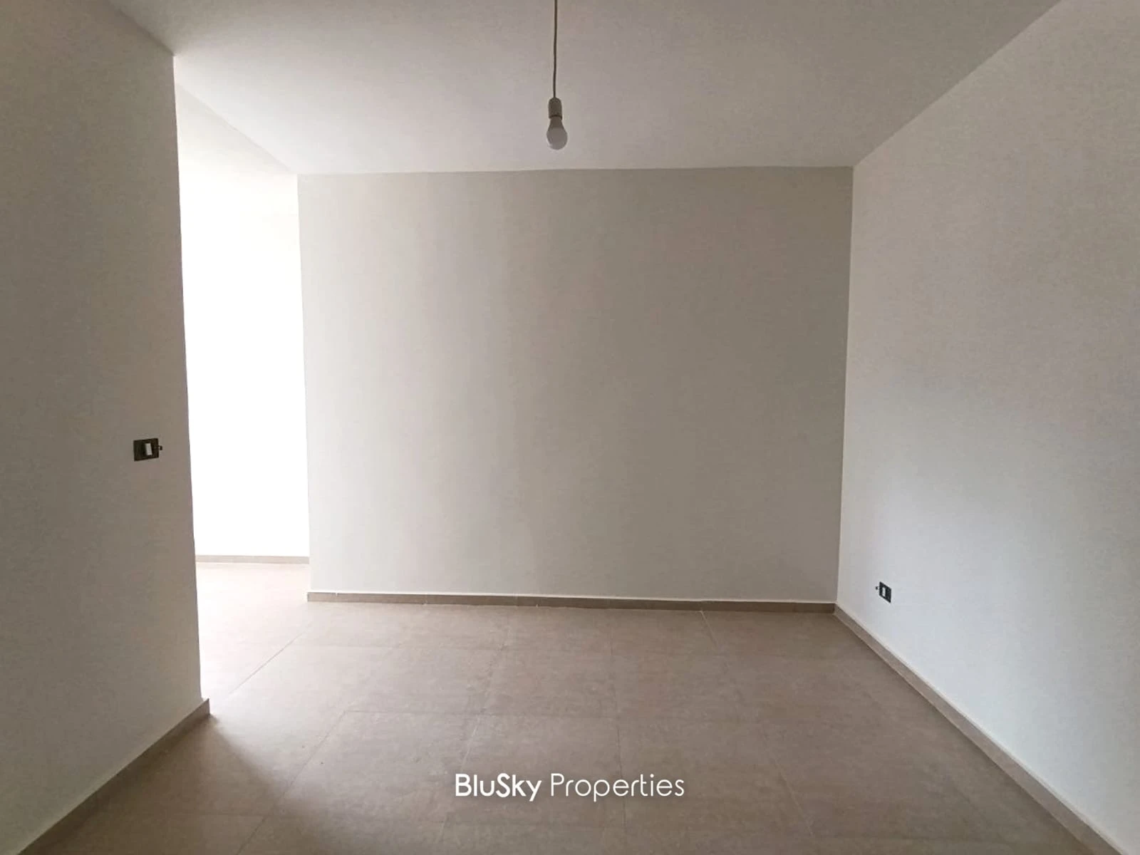 Apartment 155m² with Sea View for Sale in Qonnabet Broumana — الصورة 2