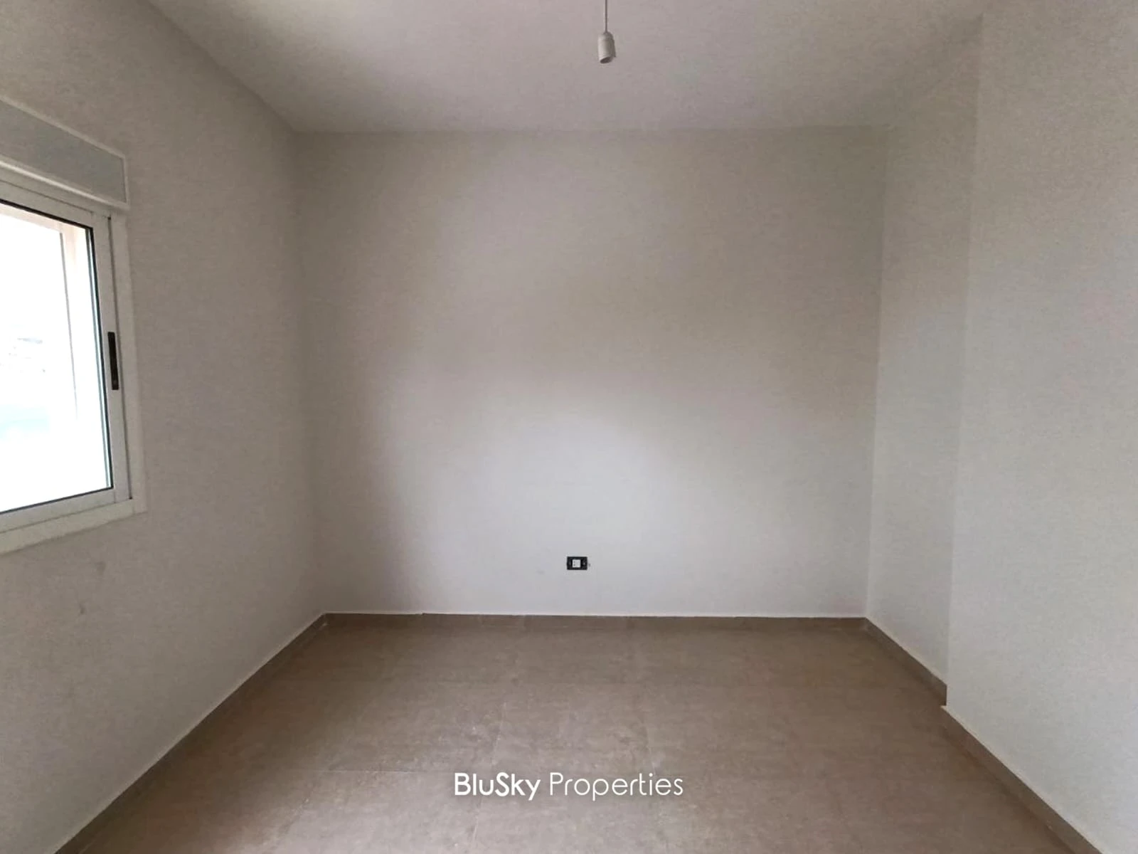 Apartment 155m² with Sea View for Sale in Qonnabet Broumana — الصورة 4