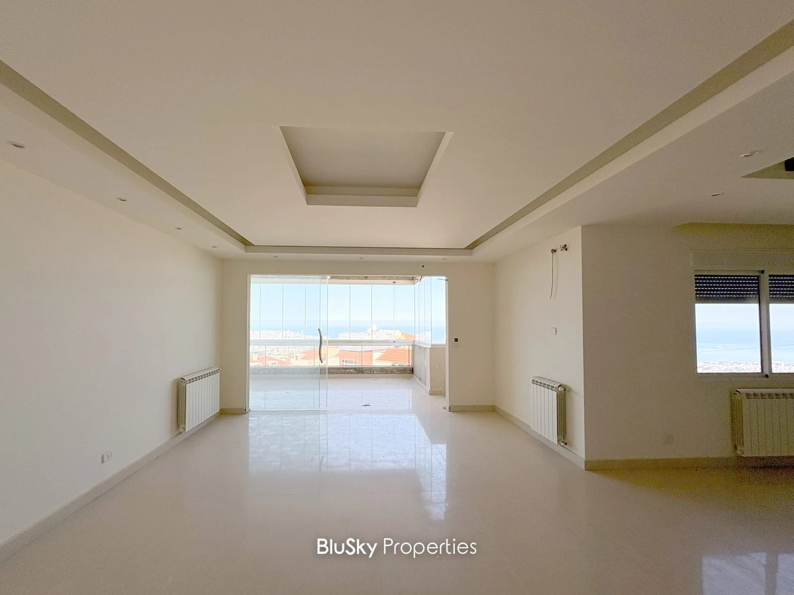 Apartment 200m² with Sea View for Sale in Qonnabet Broumana