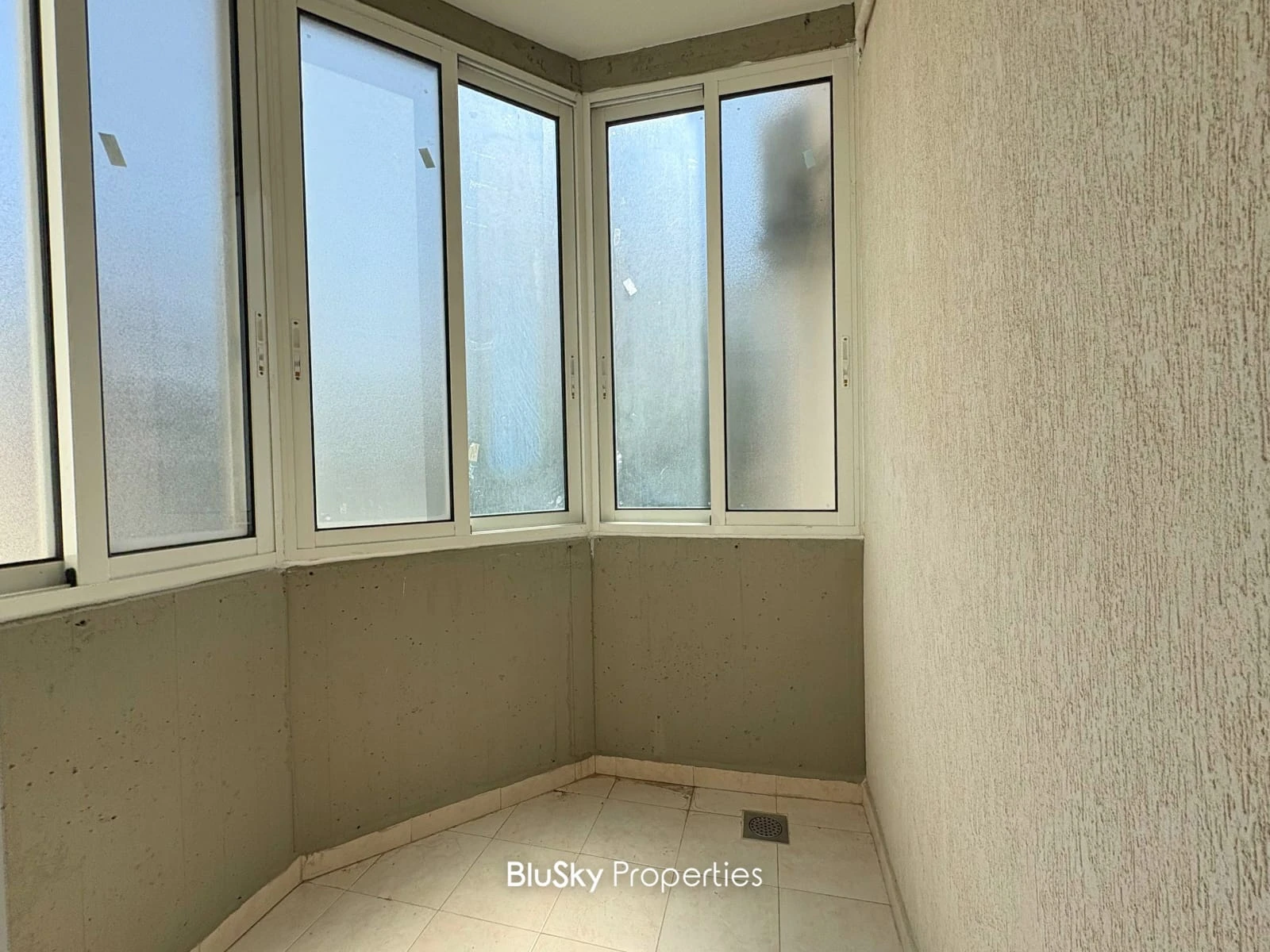 Apartment 200m² with Sea View for Sale in Qonnabet Broumana — photo 4