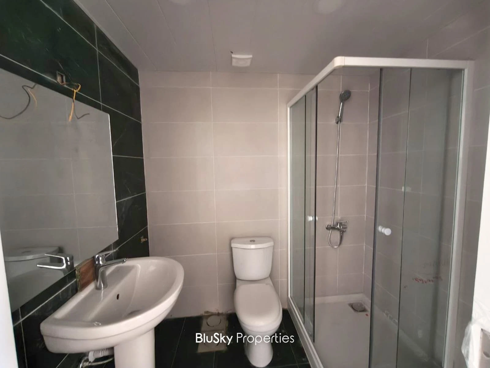 Apartment 110m² with Sea View for Rent in Qornet El Hamra — الصورة 5
