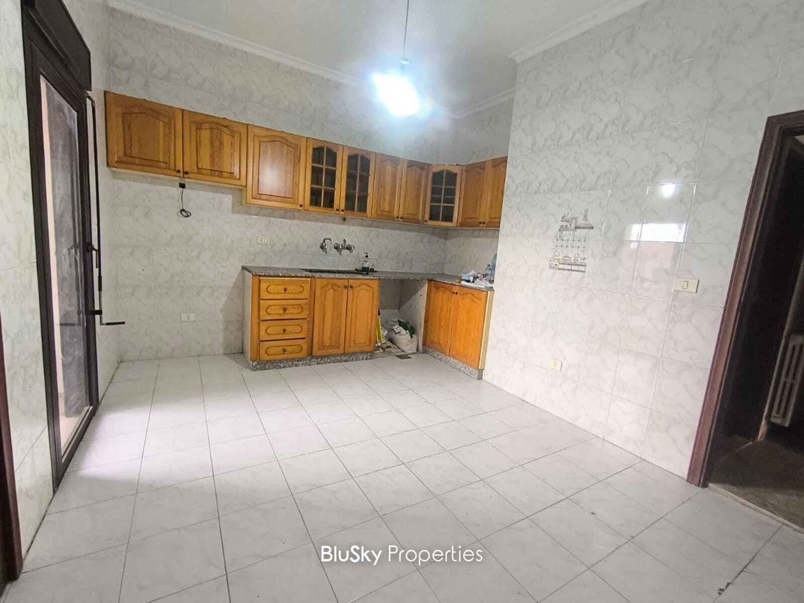 Duplex 260m² Balcony for Sale in Qornet El Hamra — photo 5