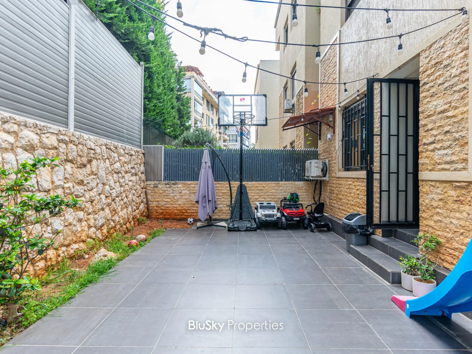Apartment 155m² with Terrace for Sale in Rabwe — photo 2