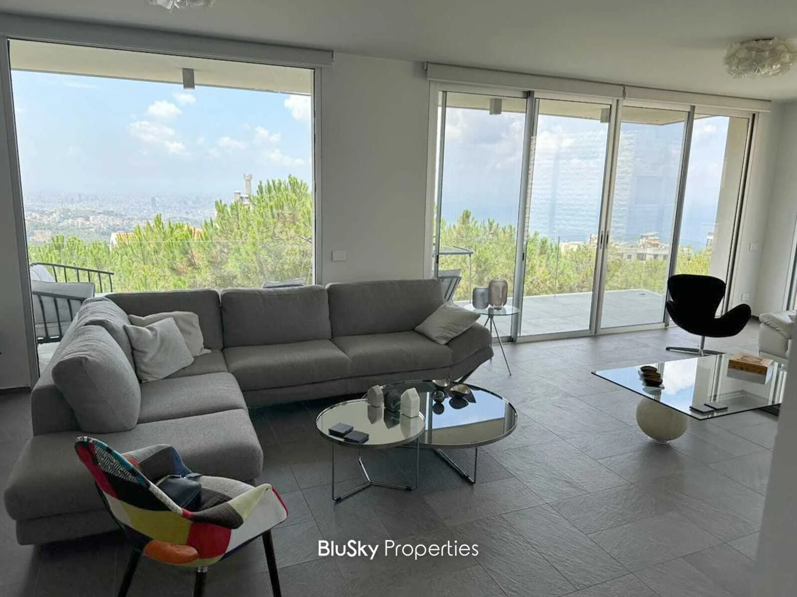 Apartment 198m² Balcony for Sale in Rabwe — photo 4