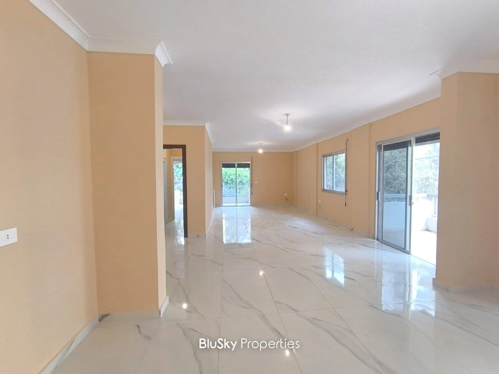 Apartment 200m² for Sale in Rabieh