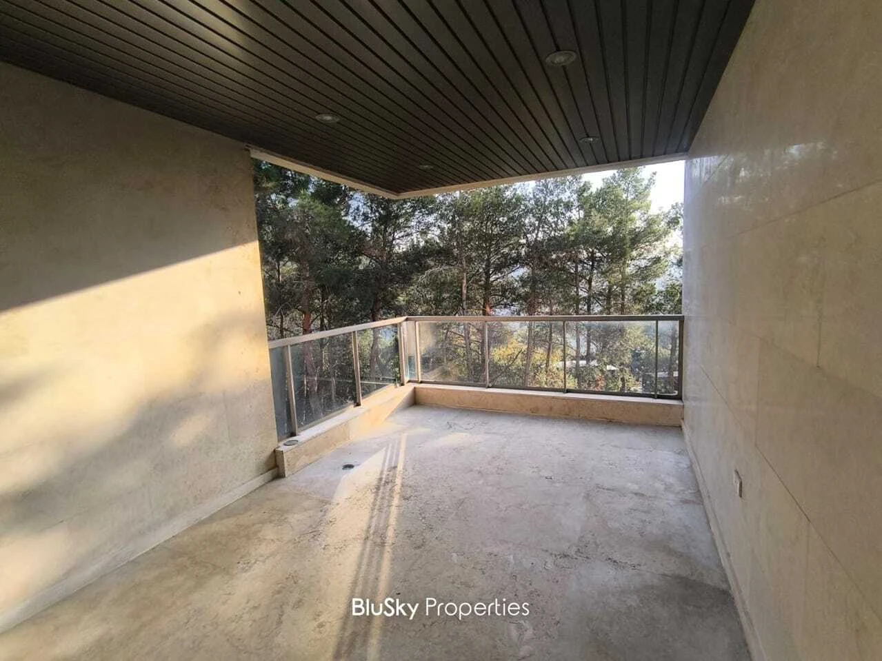 Apartment 216m² for Sale in Rabwe — الصورة 2