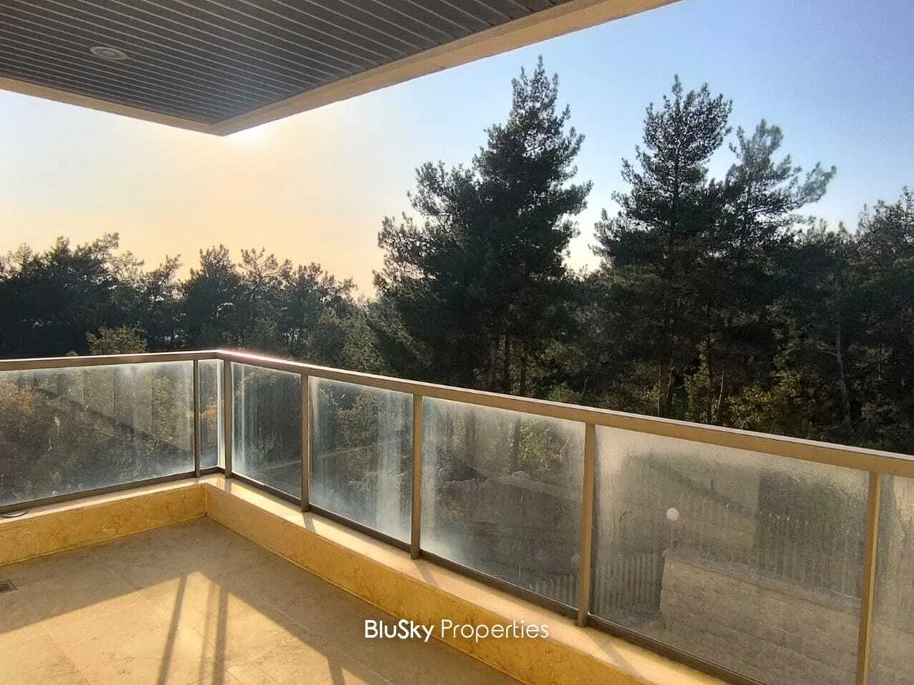 Apartment 216m² for Sale in Rabwe — الصورة 3