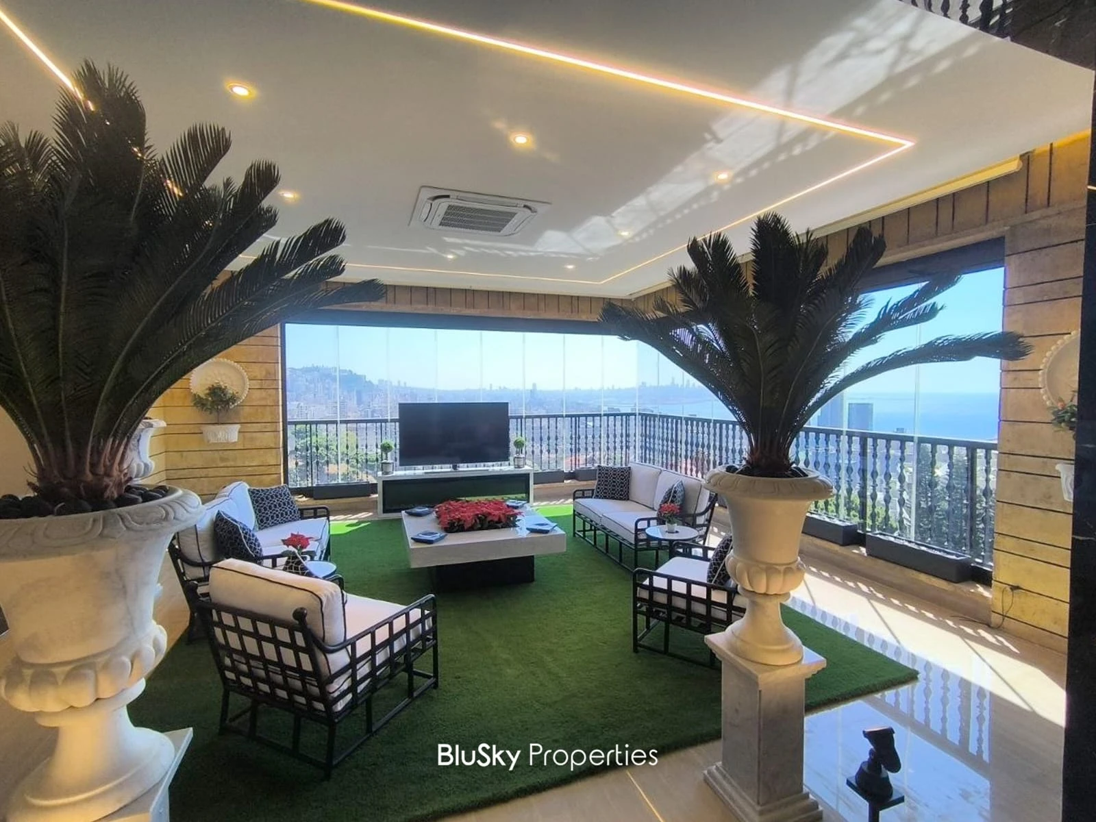 Apartment 400m² with Sea View for Rent in Rabieh