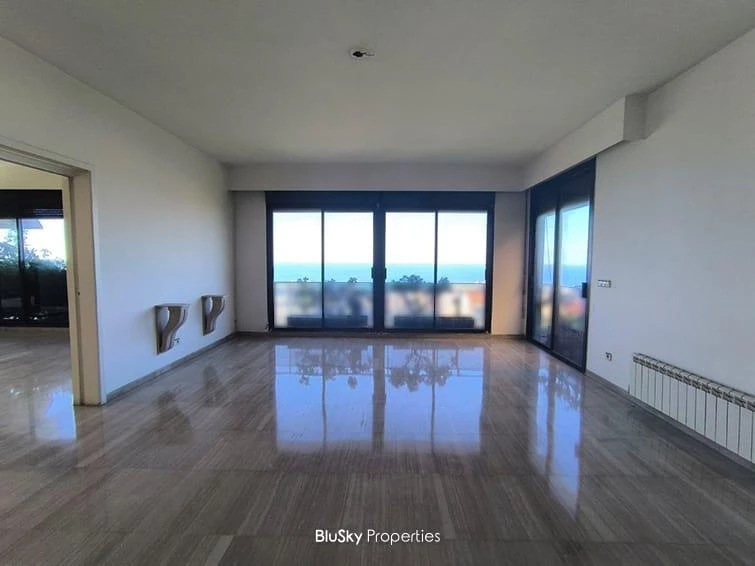 Apartment 530m² Sea View for Sale in Rabieh — photo 2