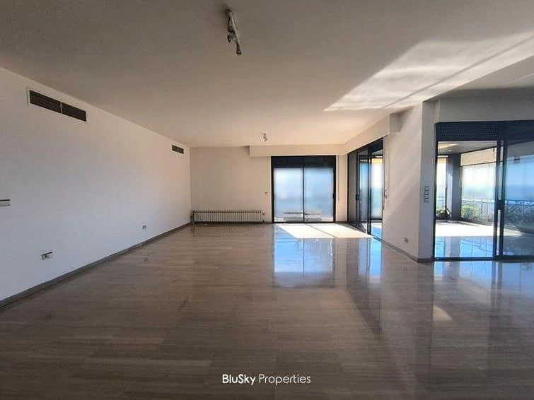 Apartment 530m² Sea View for Sale in Rabieh — photo 4