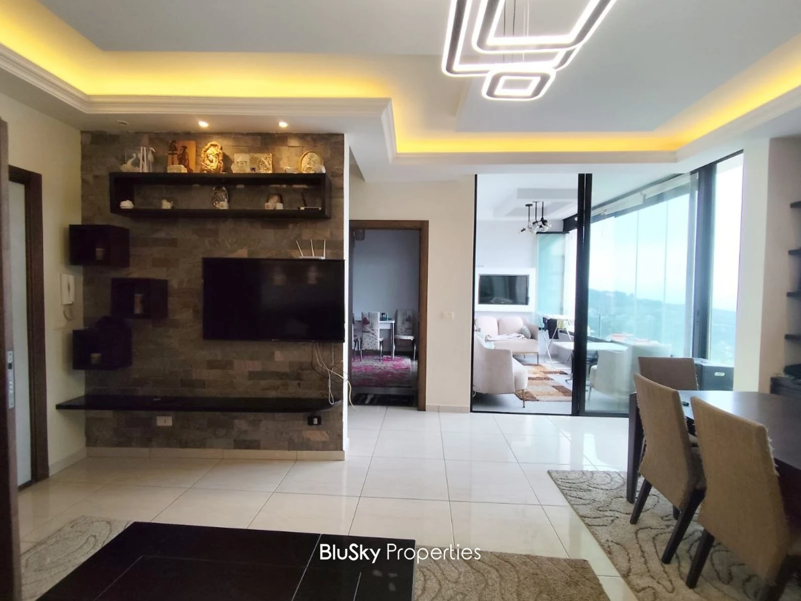 Apartment 120m² with Mountain View for Sale in Raifoun