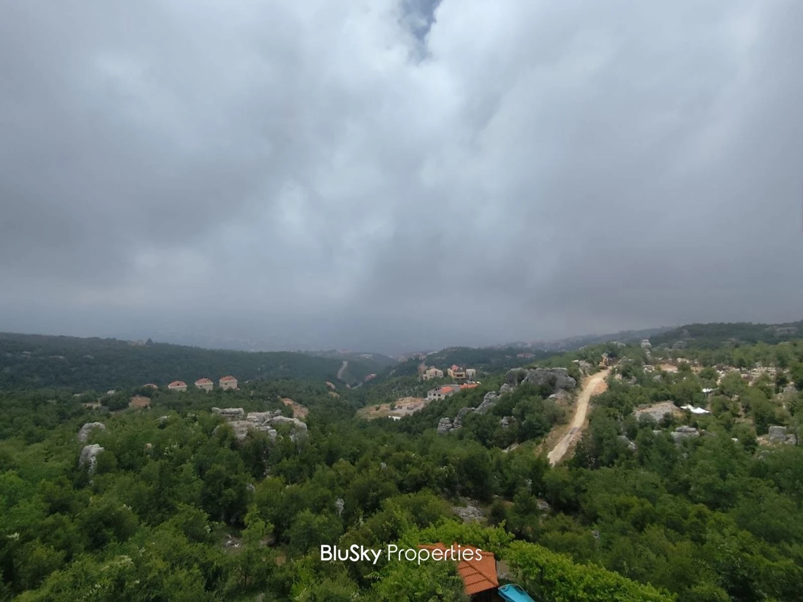 Apartment 120m² with Mountain View for Sale in Raifoun — photo 3
