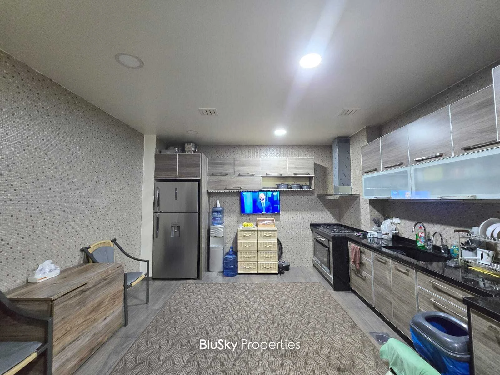 Apartment 140m² Terrace for Sale in Rawda — photo 5