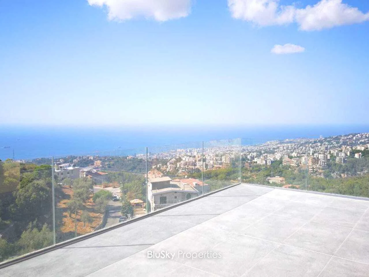 Apartment 165m² Garden for Rent in Roumieh — photo 2
