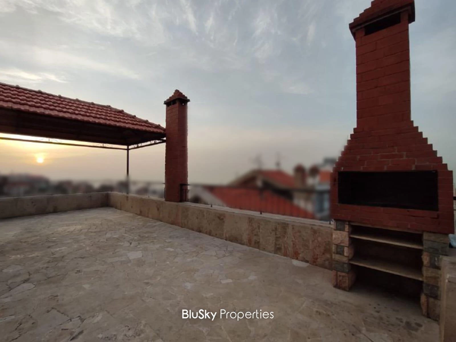 Duplex 300m² Terrace for Rent in Roumieh — الصورة 2