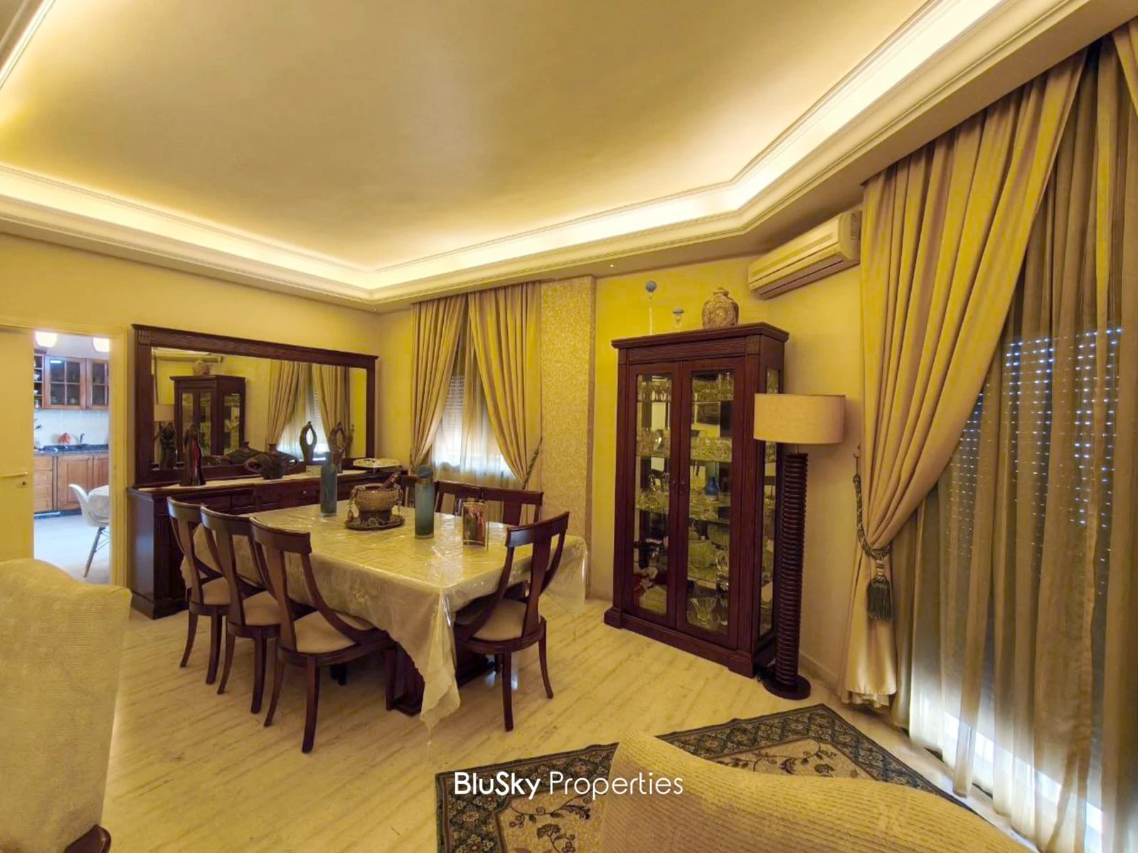 Apartment 200m² for Sale in Sabtieh — photo 2